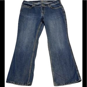 Carhartt Women's Relaxed Fit Jeans Size 14 Short. Great Condition.